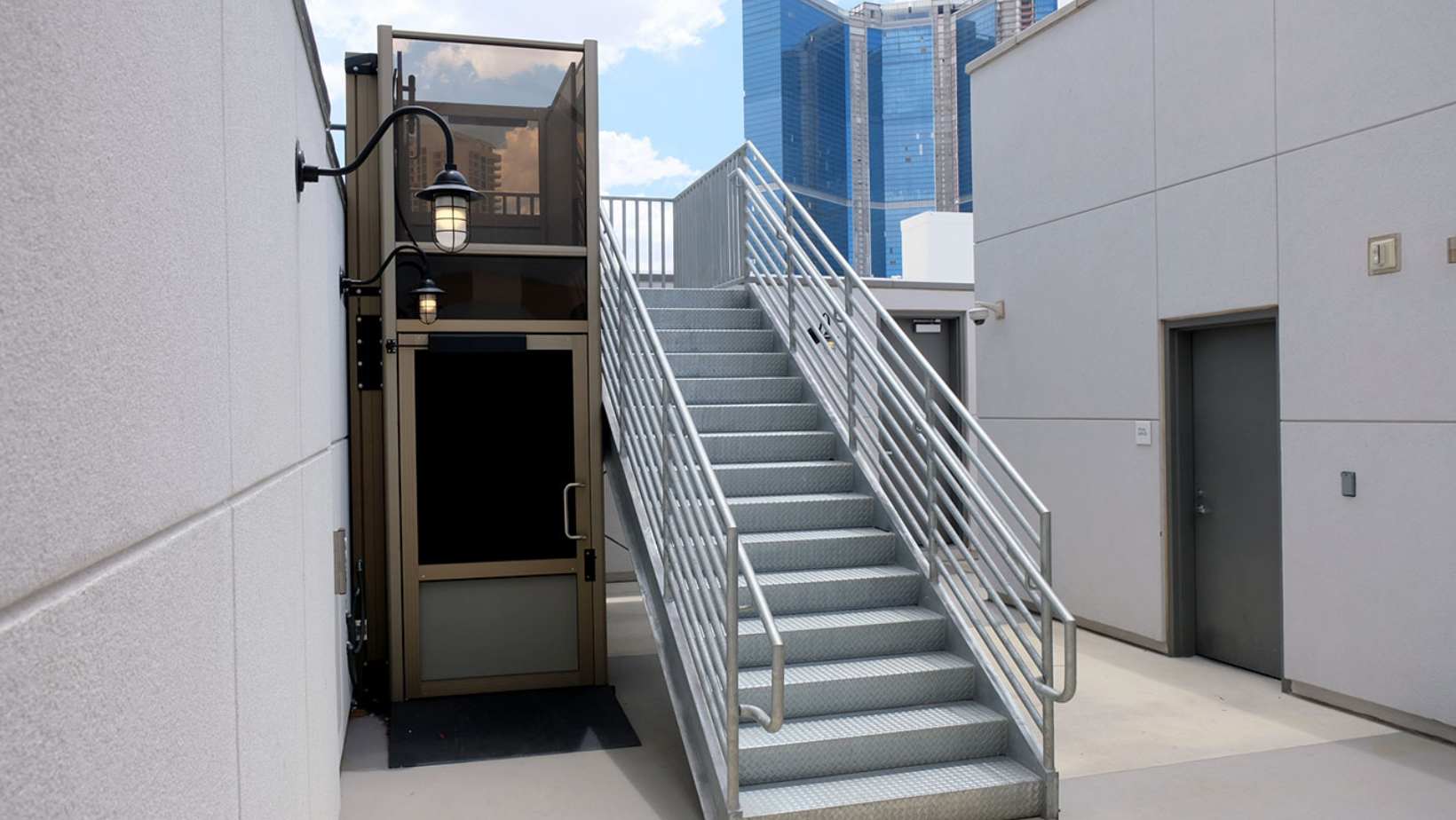 Top Tips to Consider When Buying A Vertical Wheelchair Lift